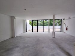 North Canal Road (D1), Office #595207261